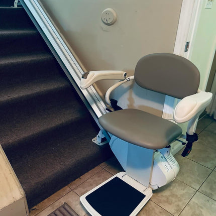 New Harmar Pinnacle SL300 Stairlift Straight Rail with 10 Year Warranty