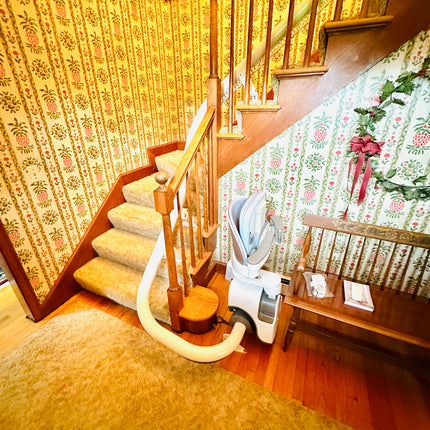 New Premium ACCESS BDD CURVED Stairlift