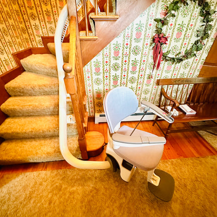 New Premium ACCESS BDD CURVED Stairlift