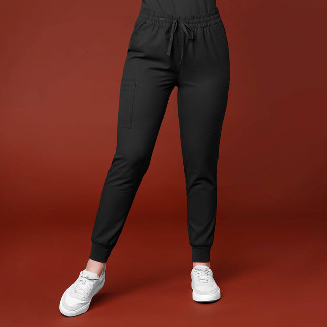 Women's Cargo Jogger Scrub Pant.